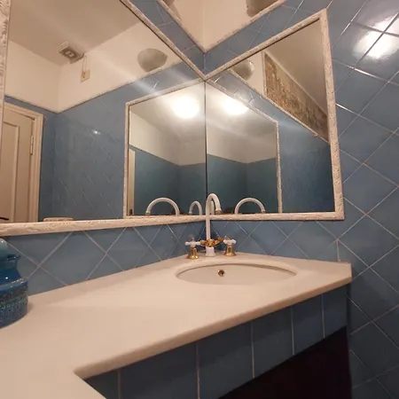 La Piazzetta Apartment *